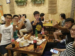 额尔古纳烧烤加盟,学烧烤技术,开烧烤店多少钱疯狂烤翅加盟